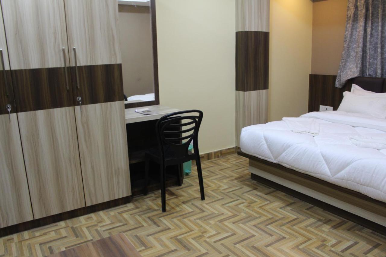 Hotel Oak Namchi Esterno foto