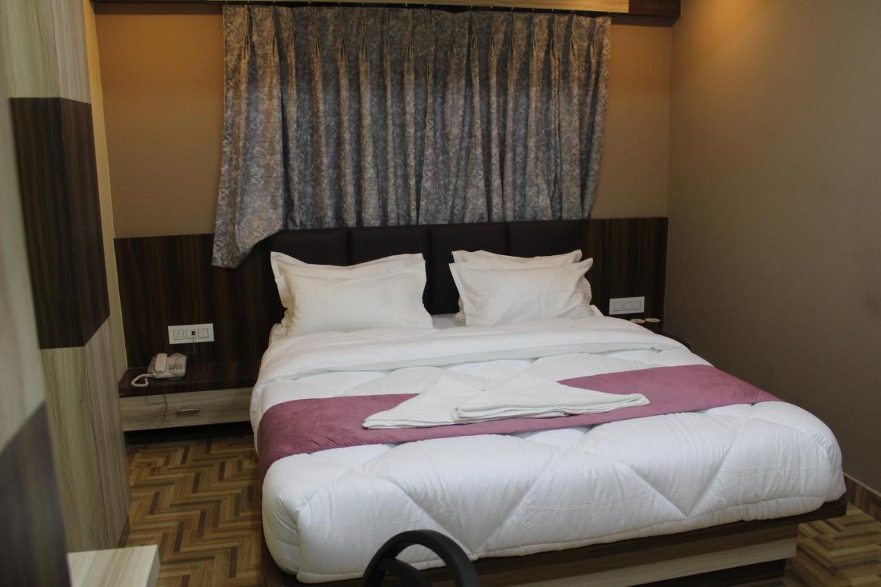 Hotel Oak Namchi Esterno foto