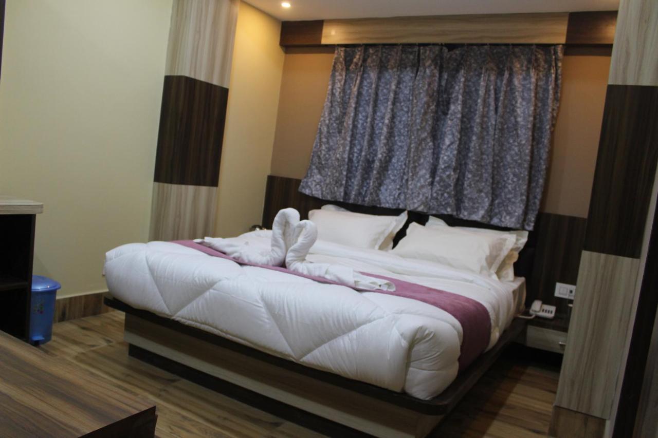 Hotel Oak Namchi Esterno foto