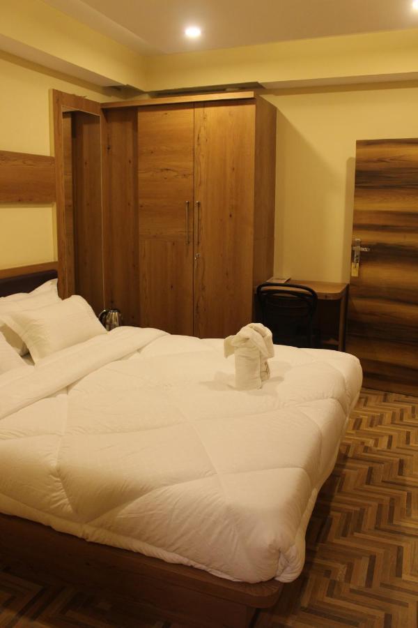 Hotel Oak Namchi Esterno foto